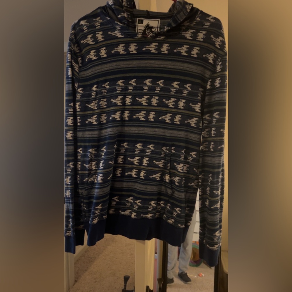 Thin long sleeve/hoodie. Size large